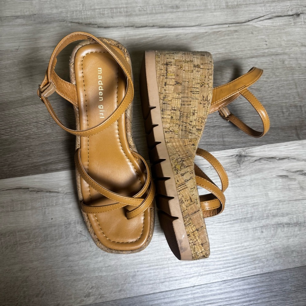 Madden Girl Vault Strappy Platform Wedge Sandals Size 9 - Picture 2 of 9